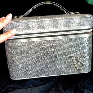 VICTORIA’S SECRET MAKEUP ORGANIZER